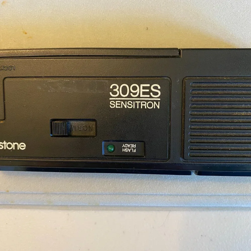 VTG Keystone 309ES Camera Tele-Everflash Sensitron Auto On/Off Telephoto In Box
